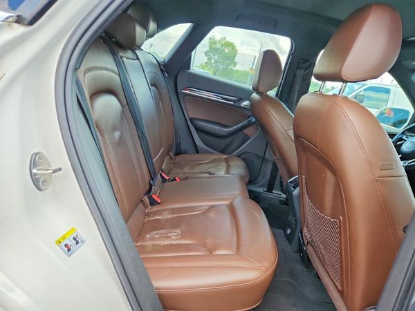 2016 AUDI Q3
