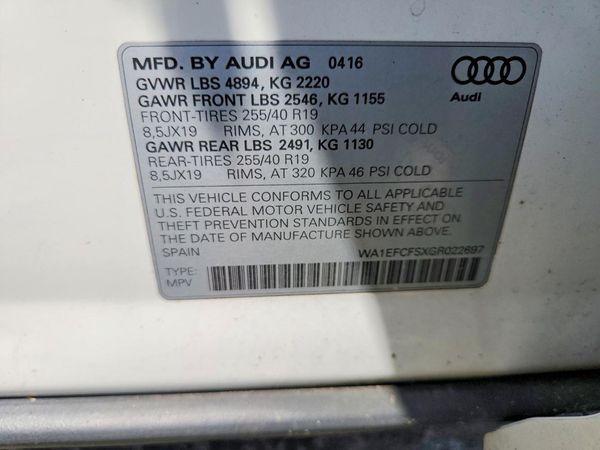 2016 AUDI Q3