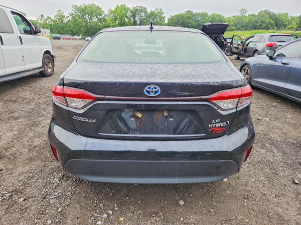 2024 TOYOTA COROLLA