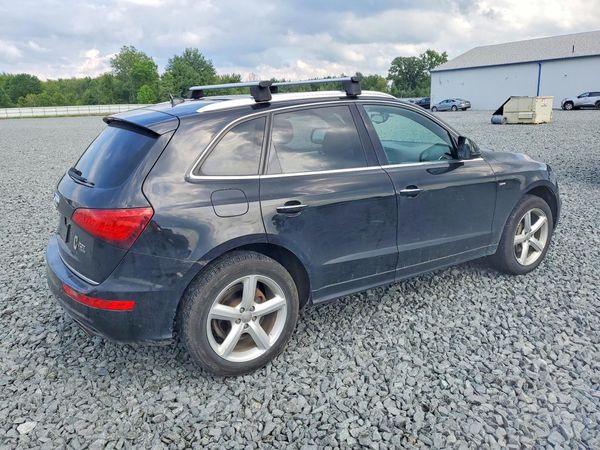 2017 AUDI Q5 quattro Premium Plus