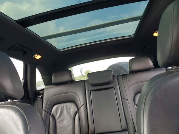 2017 AUDI Q5 quattro Premium Plus