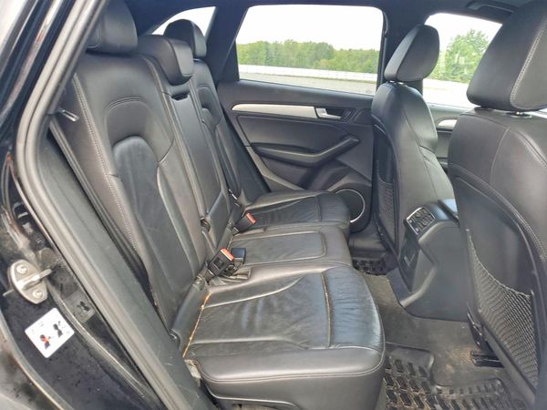 2017 AUDI Q5 quattro Premium Plus