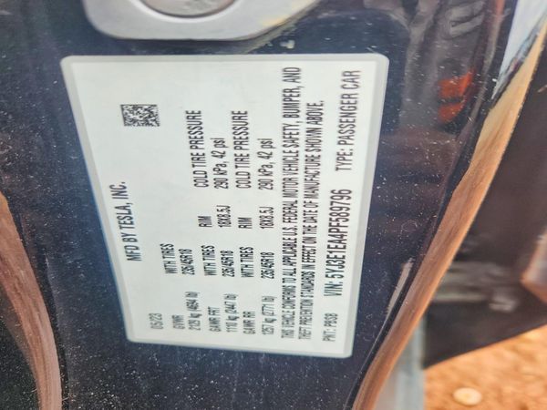 2023 TESLA MODEL 3