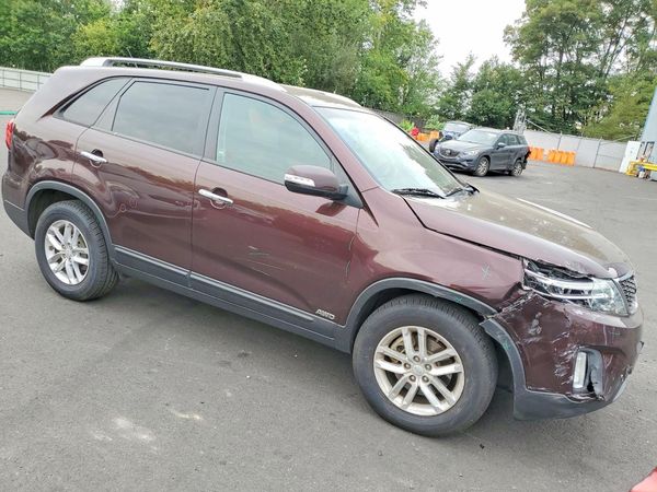 2015 KIA SORENTO GL