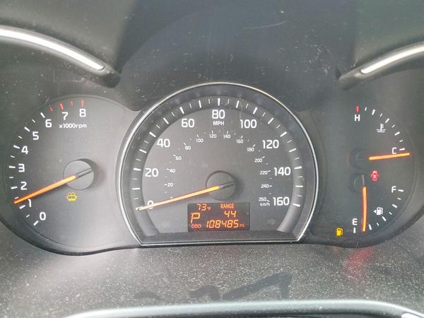 2015 KIA SORENTO GL