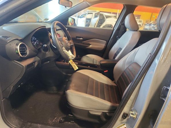 2021 NISSAN KICKS