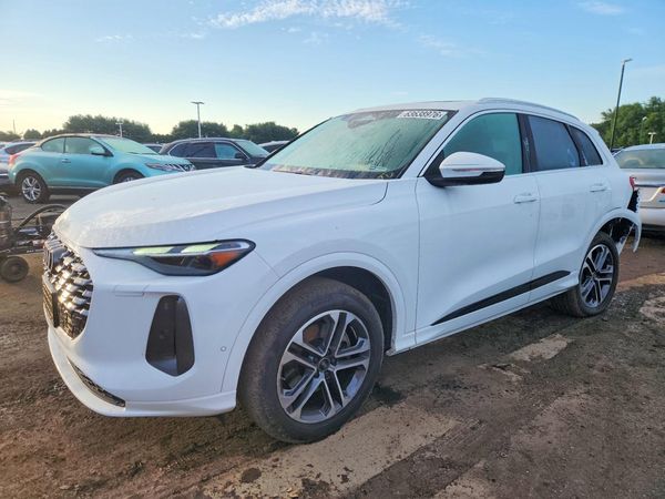 2025 AUDI Q5 quattro Premium
