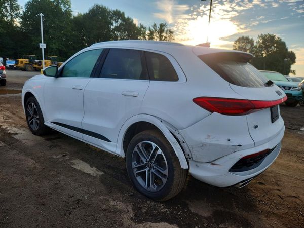 2025 AUDI Q5 quattro Premium
