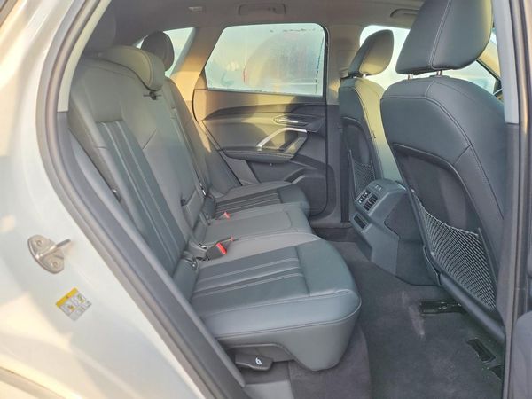 2025 AUDI Q5 quattro Premium