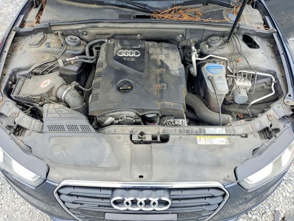2016 AUDI A5 — Engine bay