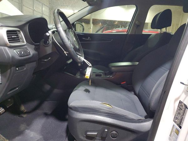 2017 KIA SORENTO L, LX
