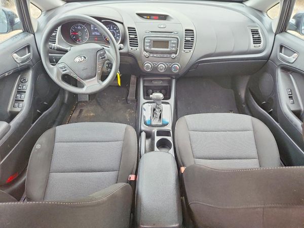 2017 KIA FORTE5 LX