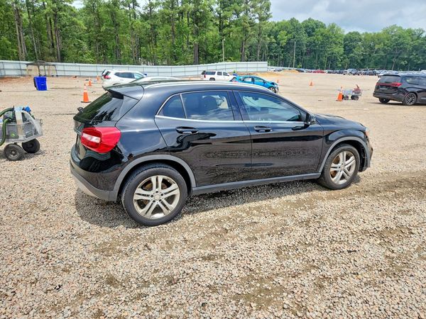 2018 MERCEDES-BENZ GLA GLA250