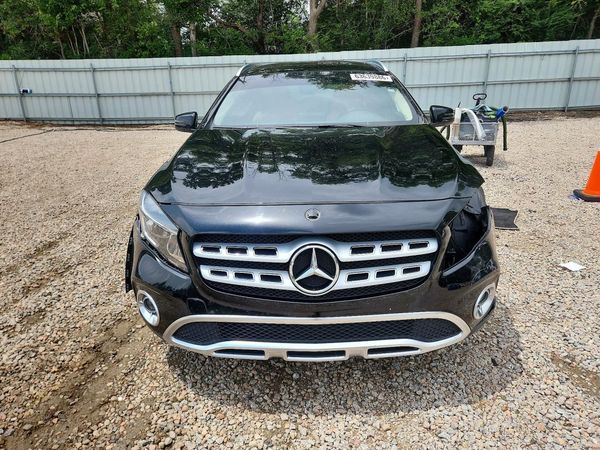 2018 MERCEDES-BENZ GLA GLA250