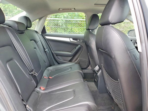 2013 AUDI A4 quattro Premium