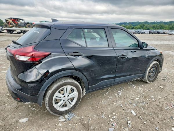2023 NISSAN KICKS