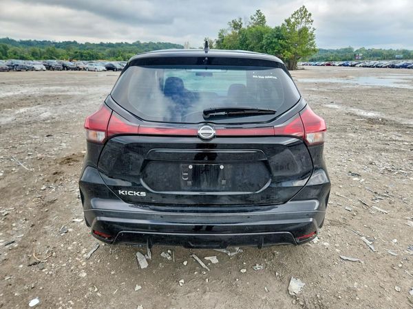 2023 NISSAN KICKS