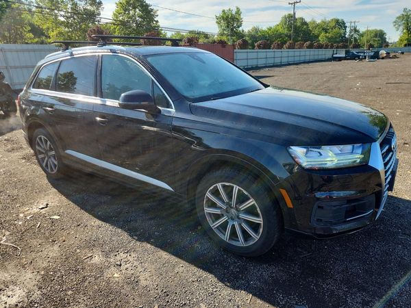 2017 AUDI Q7 quattro Premium Plus