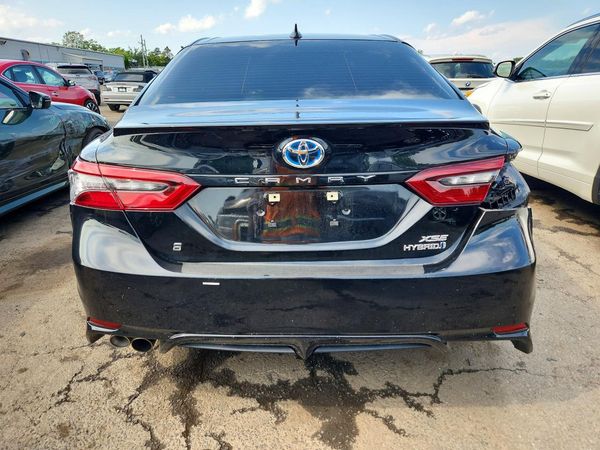 2024 TOYOTA CAMRY XSE