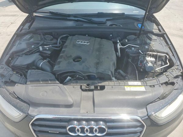 2016 AUDI A4 — Engine bay