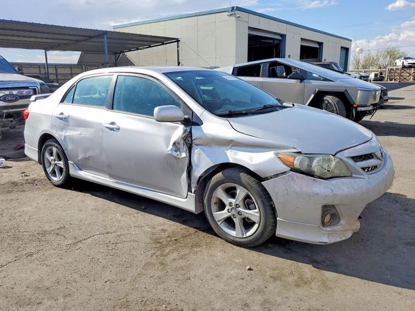2012 TOYOTA COROLLA