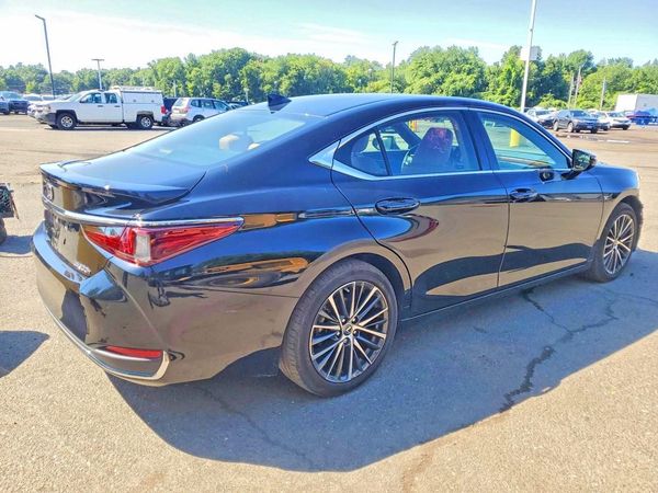 2024 LEXUS ES 300H 300h Premium