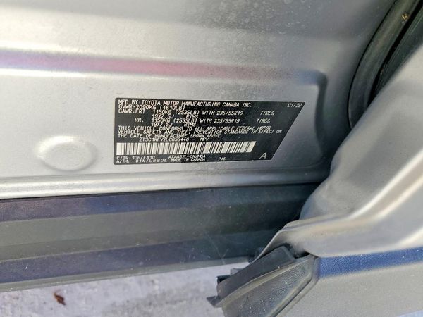 2020 TOYOTA RAV4 XLE Premium