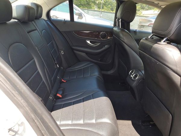 2016 MERCEDES-BENZ C C300