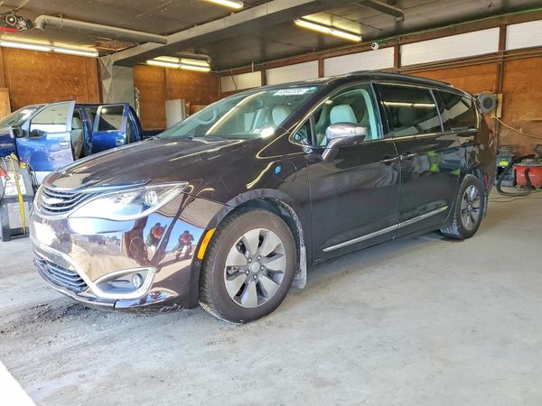 2018 CHRYSLER PACIFICA