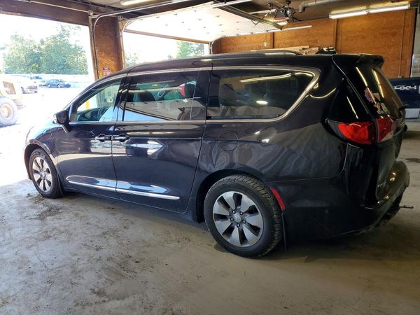 2018 CHRYSLER PACIFICA