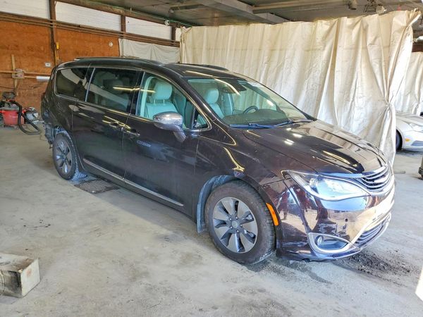 2018 CHRYSLER PACIFICA