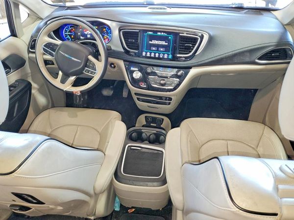2018 CHRYSLER PACIFICA