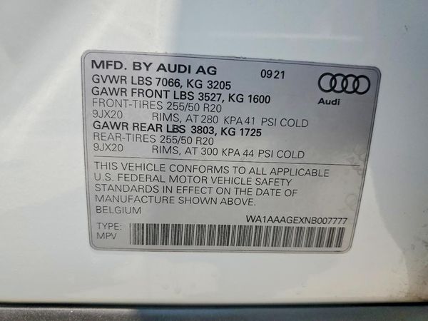 2022 AUDI E-TRON quattro Premium