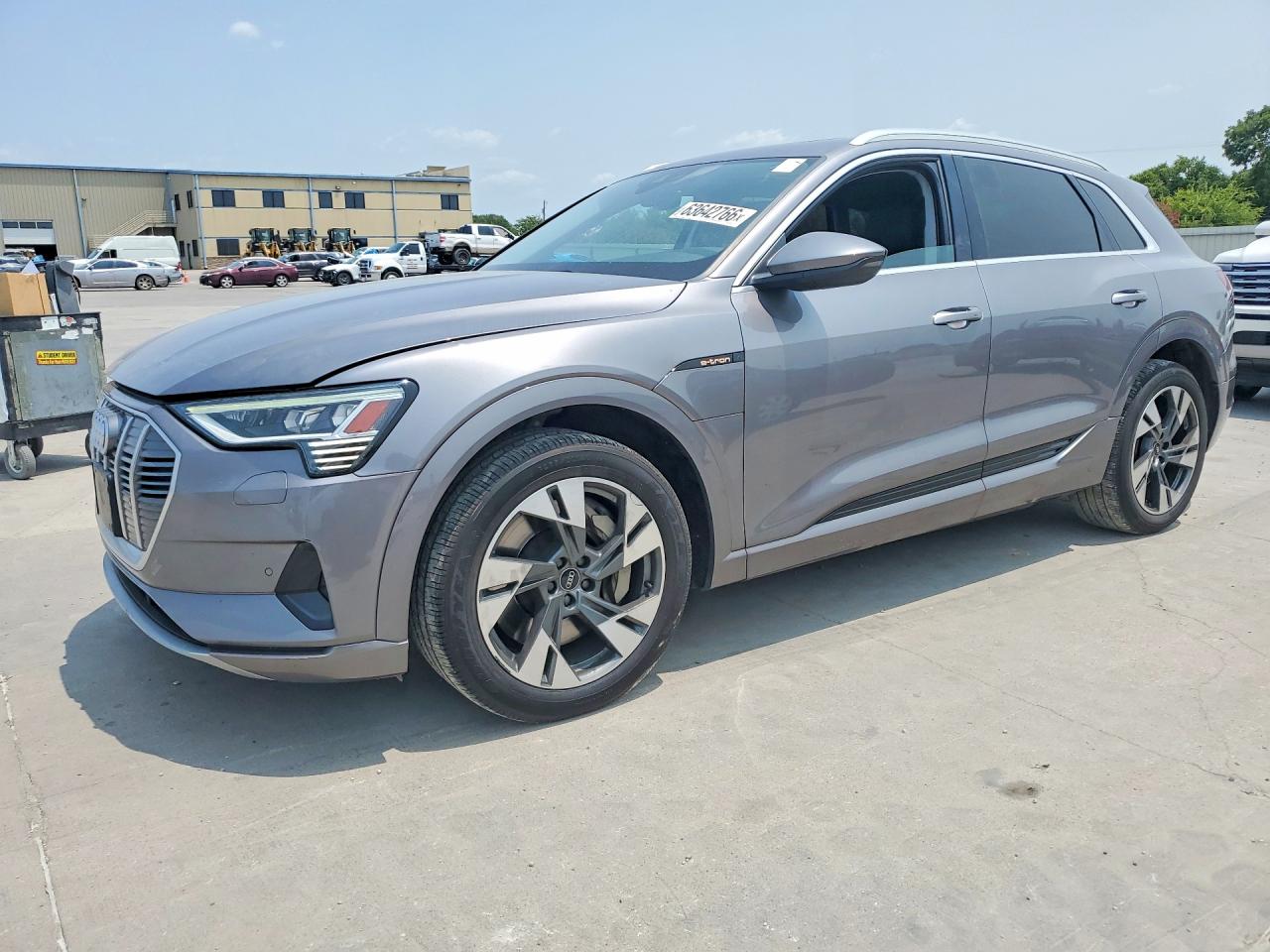 2021 AUDI E-TRON quattro Premium