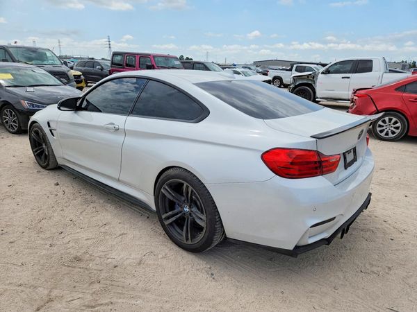2015 BMW M4
