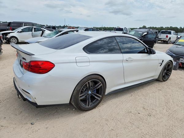 2015 BMW M4
