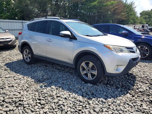 2015 TOYOTA RAV4