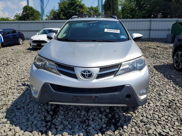 2015 TOYOTA RAV4