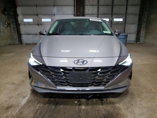 2021 HYUNDAI ELANTRA Limited