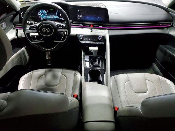 2021 HYUNDAI ELANTRA Limited