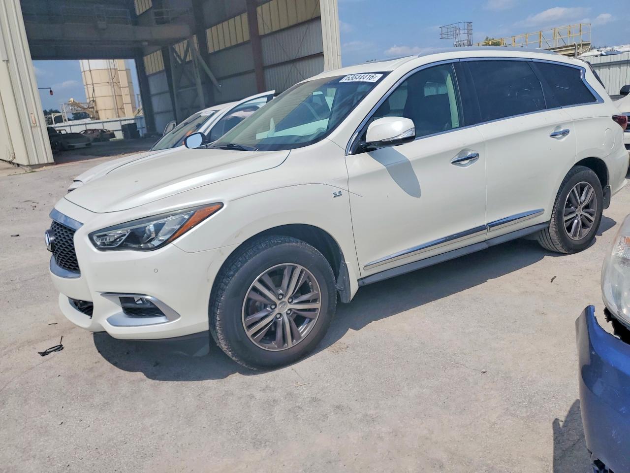 2016 INFINITI QX60