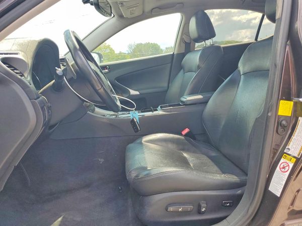 2012 LEXUS IS 250