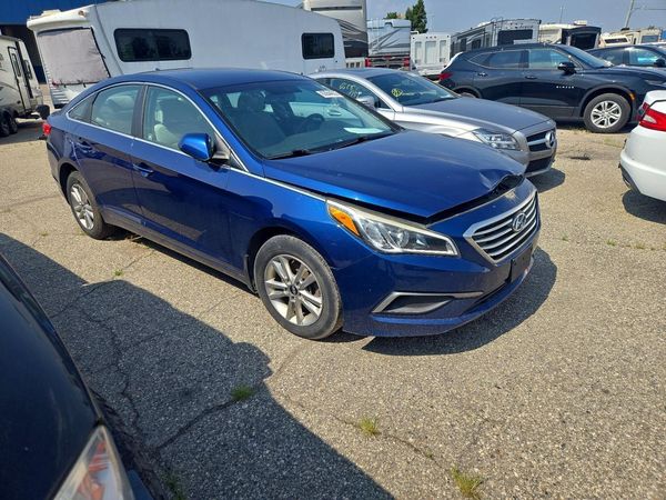 2016 HYUNDAI SONATA