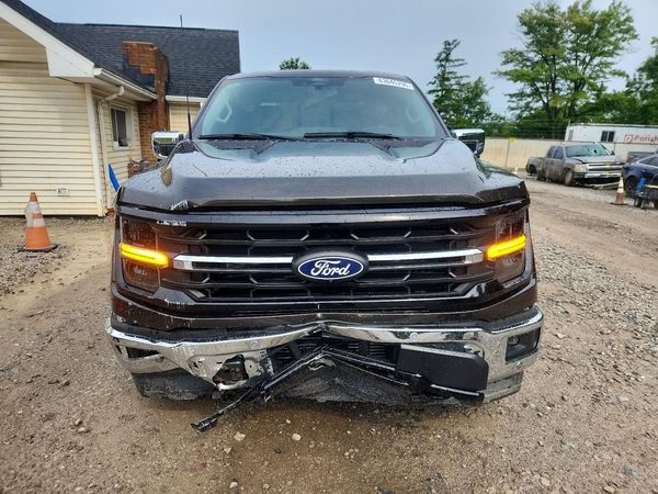 2024 FORD F150