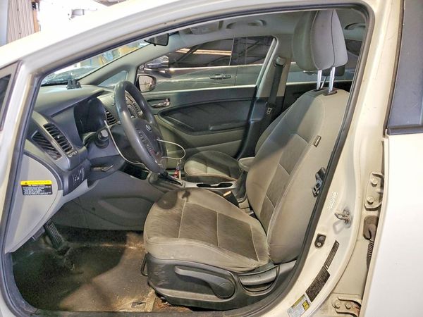 2015 KIA FORTE GL(Middle-low grade)