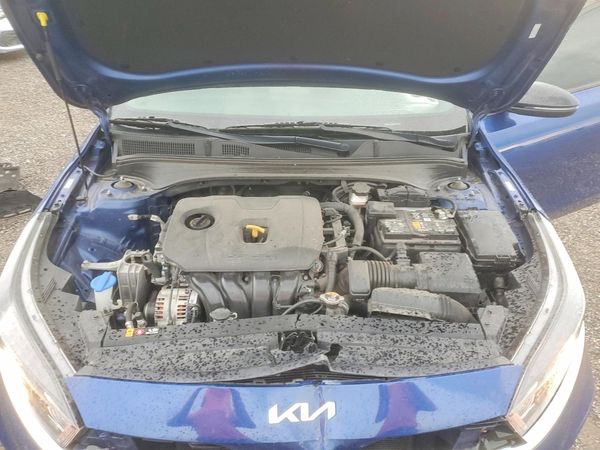2024 KIA FORTE GT Line