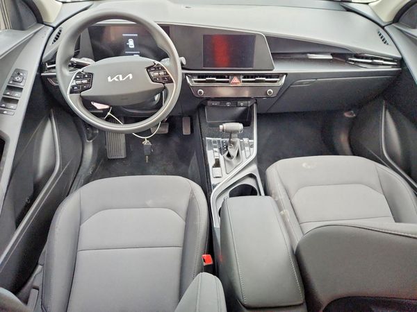 2026 KIA NIRO LX