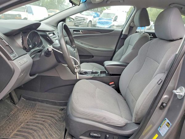 2014 HYUNDAI SONATA