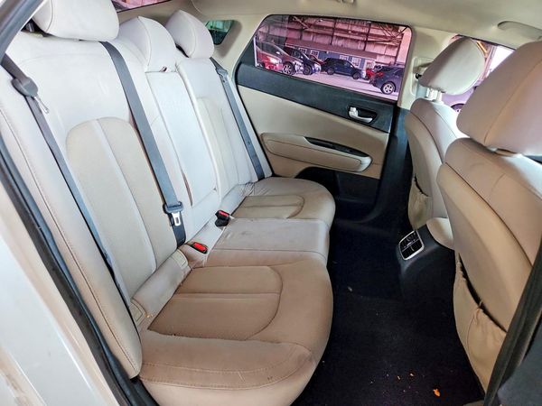 2017 KIA OPTIMA