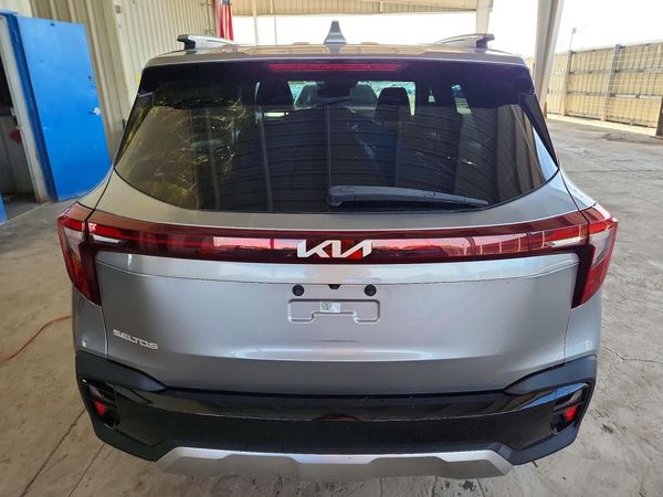 2024 KIA SELTOS S, X-Line